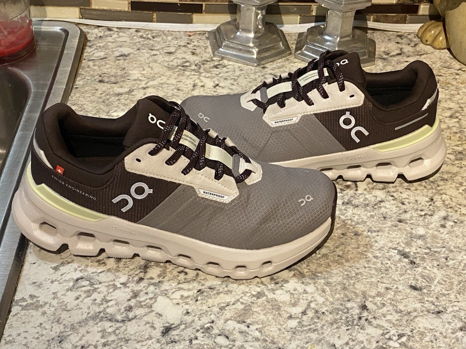 On Cloud Cloudrunner 2 Waterproof Swiss Engineeri… - image 4