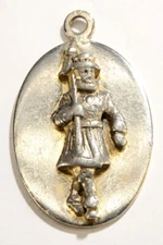 Vintage London England Beefeater Vintage Pendant in Silver Tone