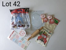 Christmas Baking Lot Plastic Molds, Cupcake Toppers, Stamps, Prop Rolling Pin