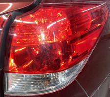 10-14 SUBARU LEGACY Tail Light Assembly Right OUTBACK ONLY QUARTER PANEL MOUNTED