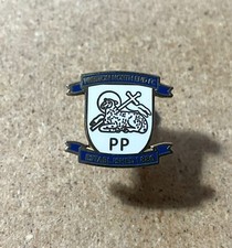 PRESTON NORTH END RARE ENAMEL FOOTBALL SUPPORTERS BADGE