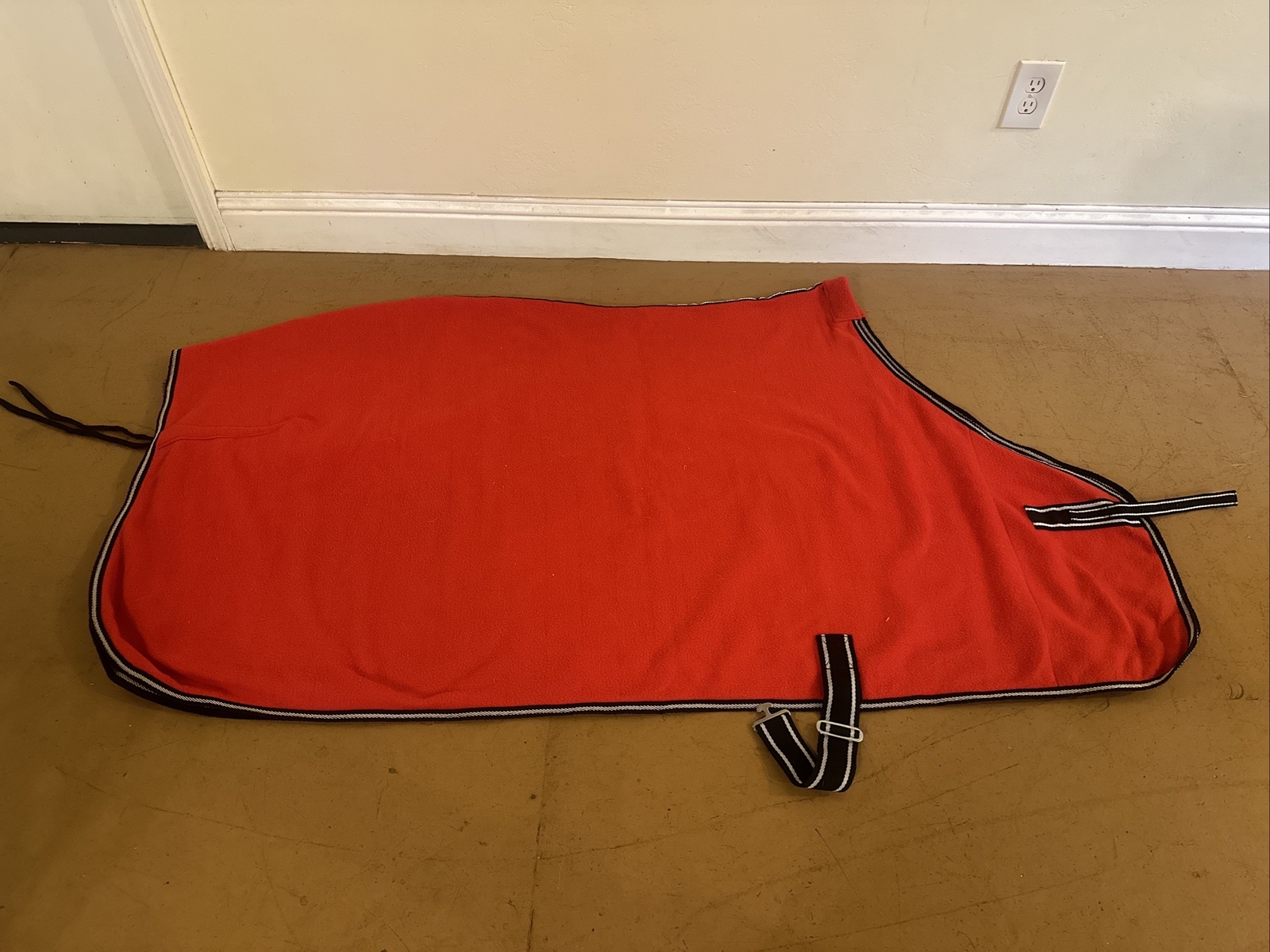 Tough 1 Fleece Cooler / Blanket Liner Size Small eBay