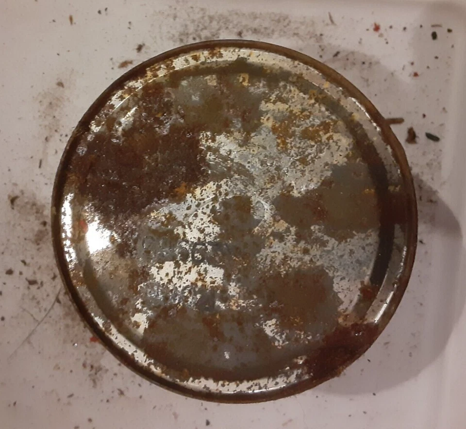 Vintage Glidden Spred Gloss All Purpose Enamel 917 Red Pepper 1/2 of 1 Qt remain - Image 4 of 4