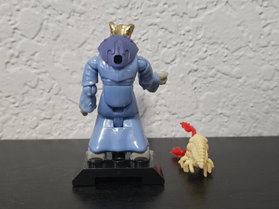 Prophet of Mercy w/ Flood Halo Mega Construx Heroes Series 10 Minifigure GFT43 - Image 4 of 4