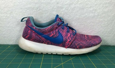 nike roshe run blue red