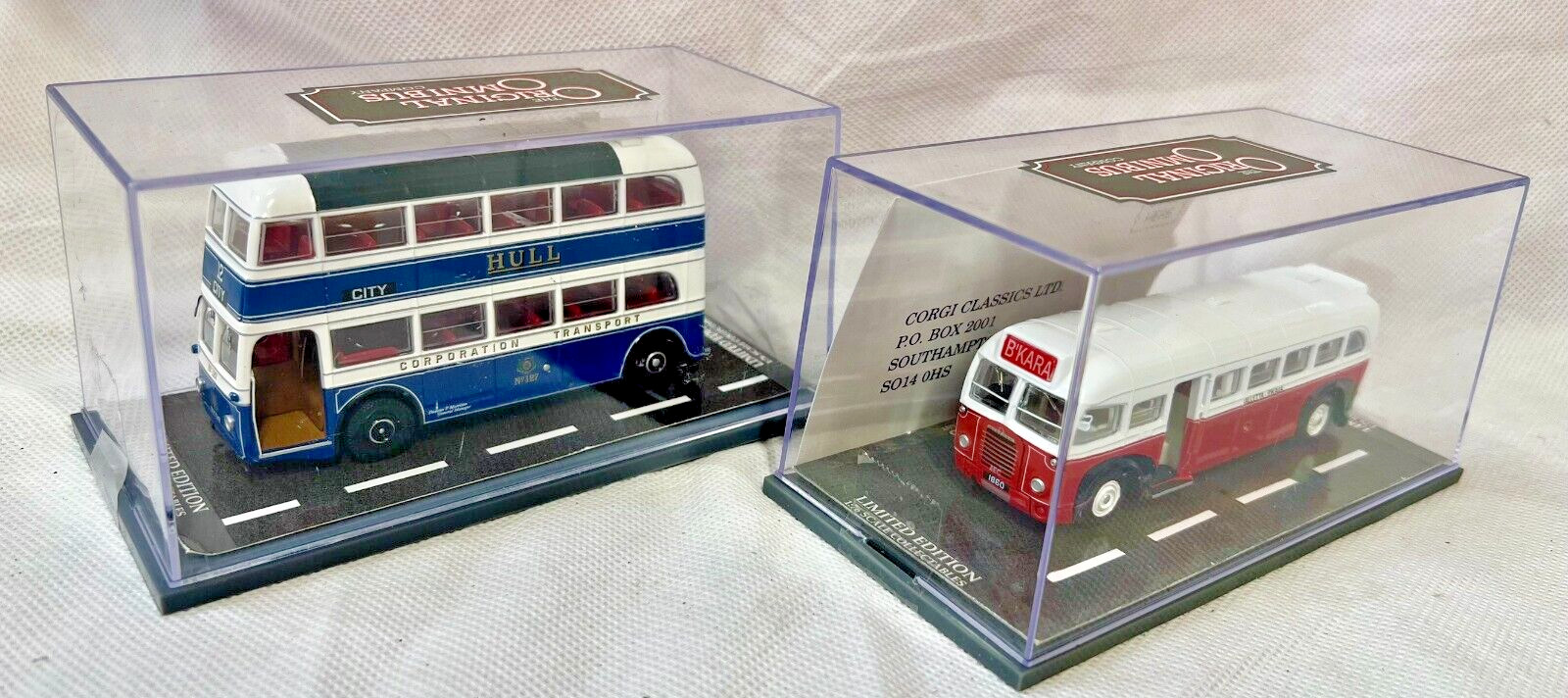 Corgi Omnibus OM45706 AEC Q Double Deck Bus Hull & Corgi OOC Valletta Bus Red