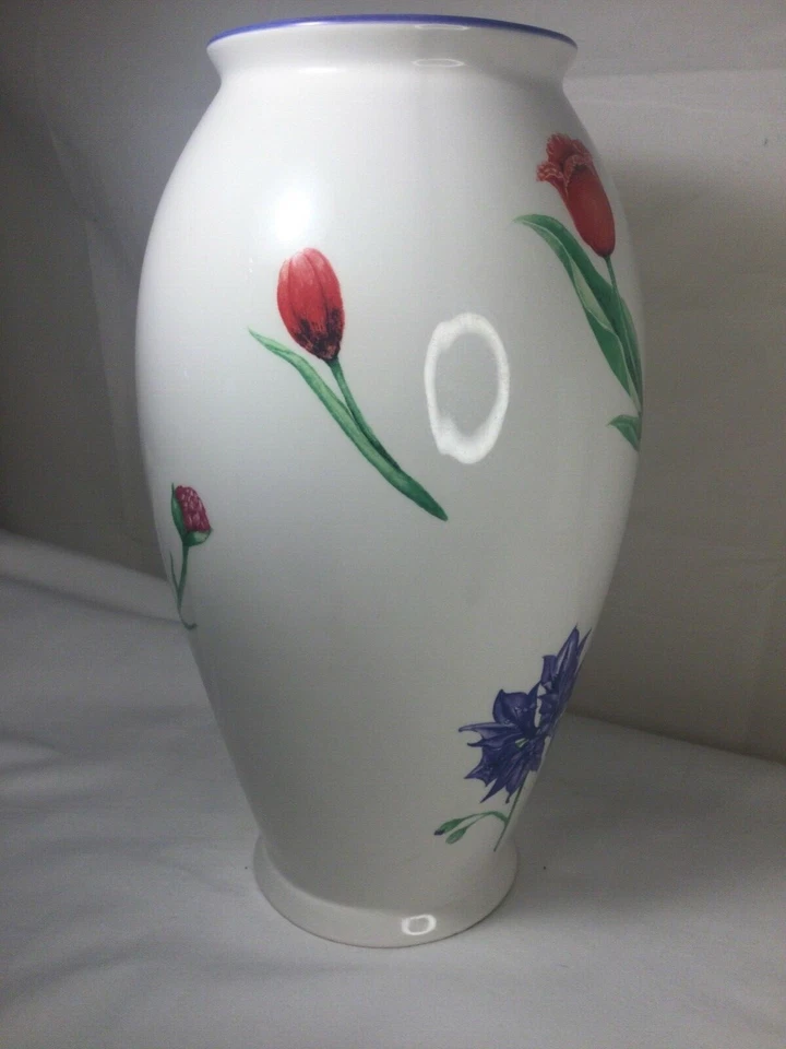 Jarrón de cerámica FTD hermosas flores fondo blanco 10,5” x 4” muy bonito Foto 4 de 4