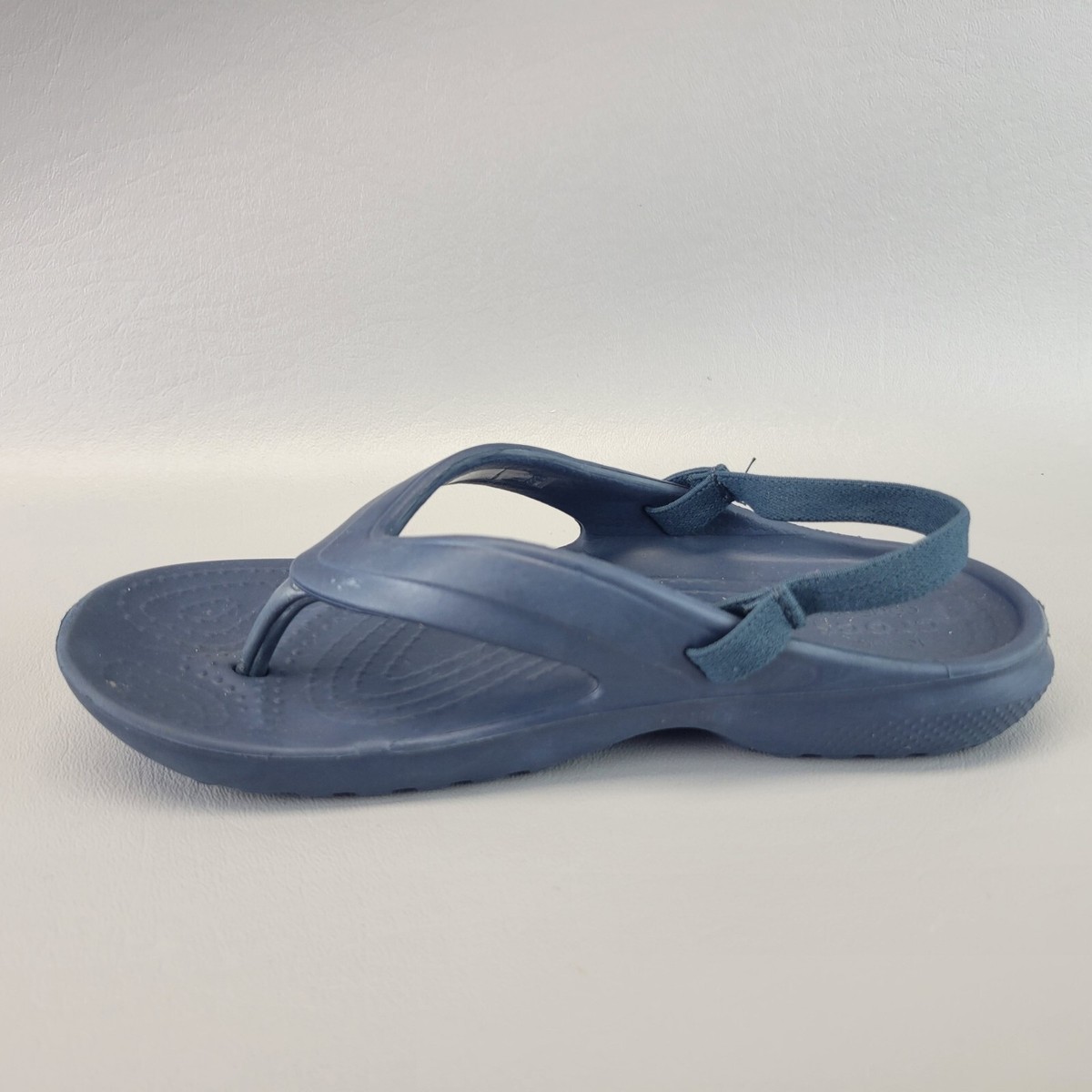 Crocs Classic Flip-k Unisex Youth Navy Blue Flip-flop Sandals Size