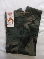 NEW - Wrangler Five Star Gamer Cargo Joggers Boy's Size 7 Regular - Camo - NWT