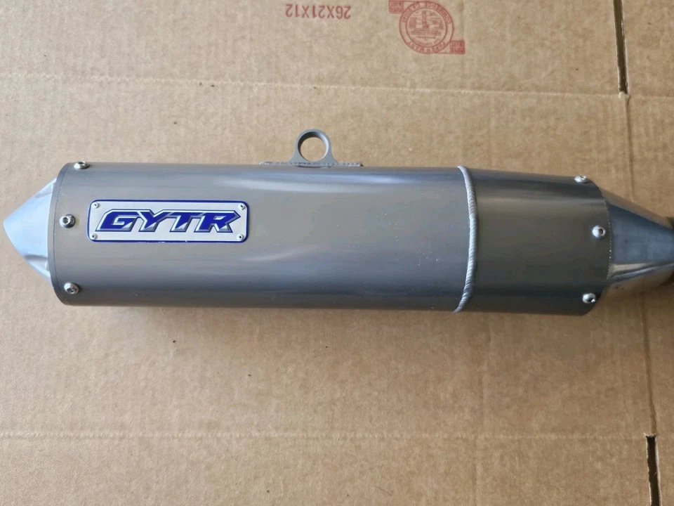 原始设备制造商雅马哈 GYTR 排气猛禽 2009 YZ450F — 第 2/4 张图片