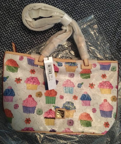 Dooney & Bourke Cupcakes Tote, Zip Top, Lined, Detachable Strap