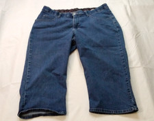 Riders by Lee Jeans Capris Women's Size 18W Elestic Waist Blue