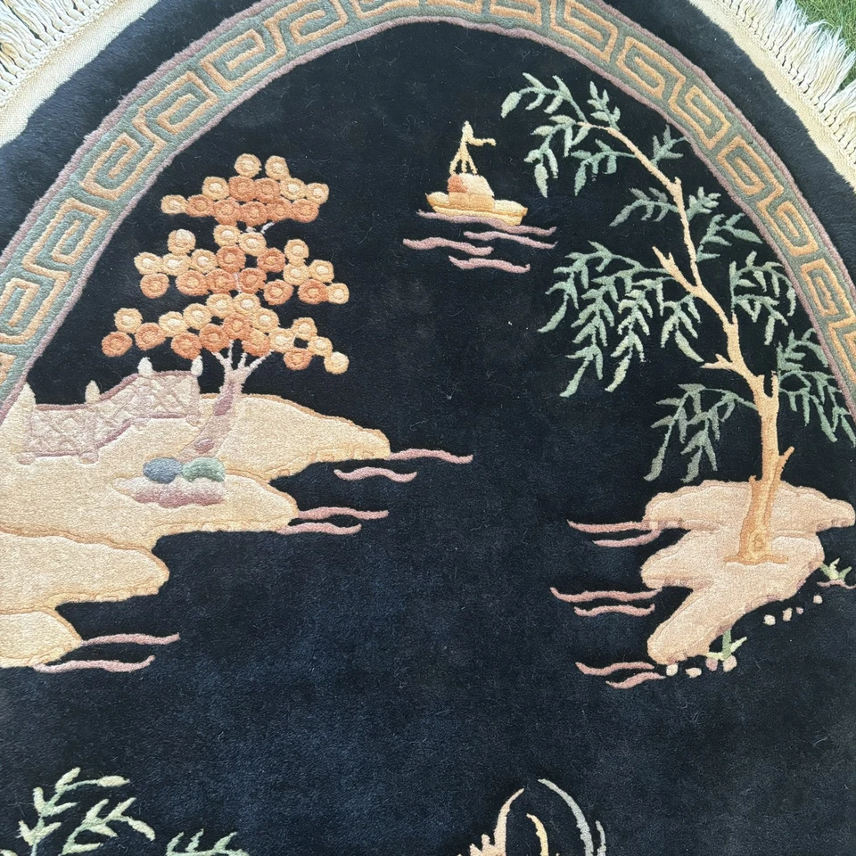 c1970's  ART DECO CHINESE OVAL RUG 4ft X 6ft SCENERY DESIGN_COMFORTING SOFT WOOL - Image 3 of 4