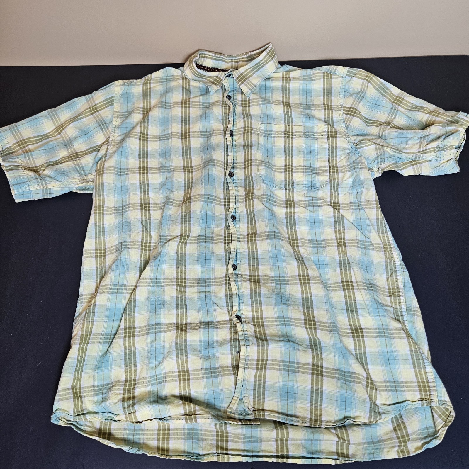 Island Basic Options Mens Plaid Button Down Shirt… - image 1