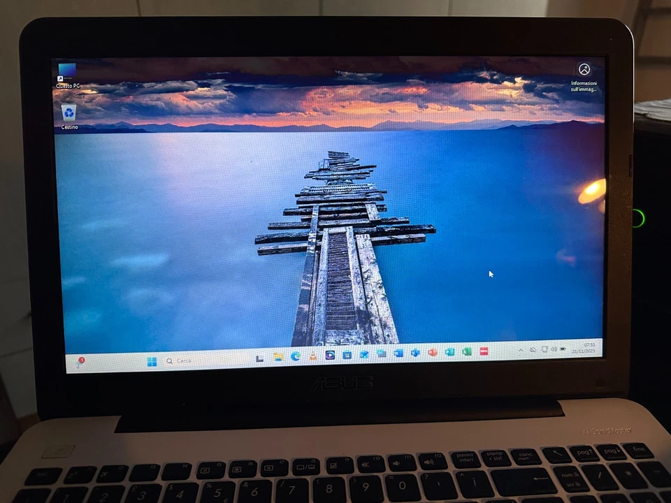 Notebook Asus X555L Intel i5-5200u 6gb Ram 120gb SSD Dual Sk Video Intel+ nVidia - Immagine 2 di 4