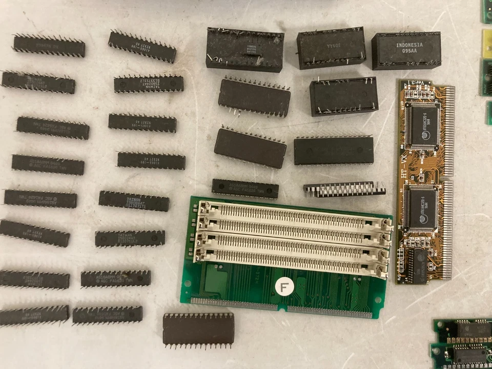 Lote de memoria rara Sipp 30 pines 1 MB Vintage RAM 9 chips -8 -80 Foto 2 de 4