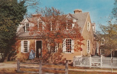 *Virginia Postcard-''The Brush-Everard House'' *-*Built 1717- /Williamsburg/