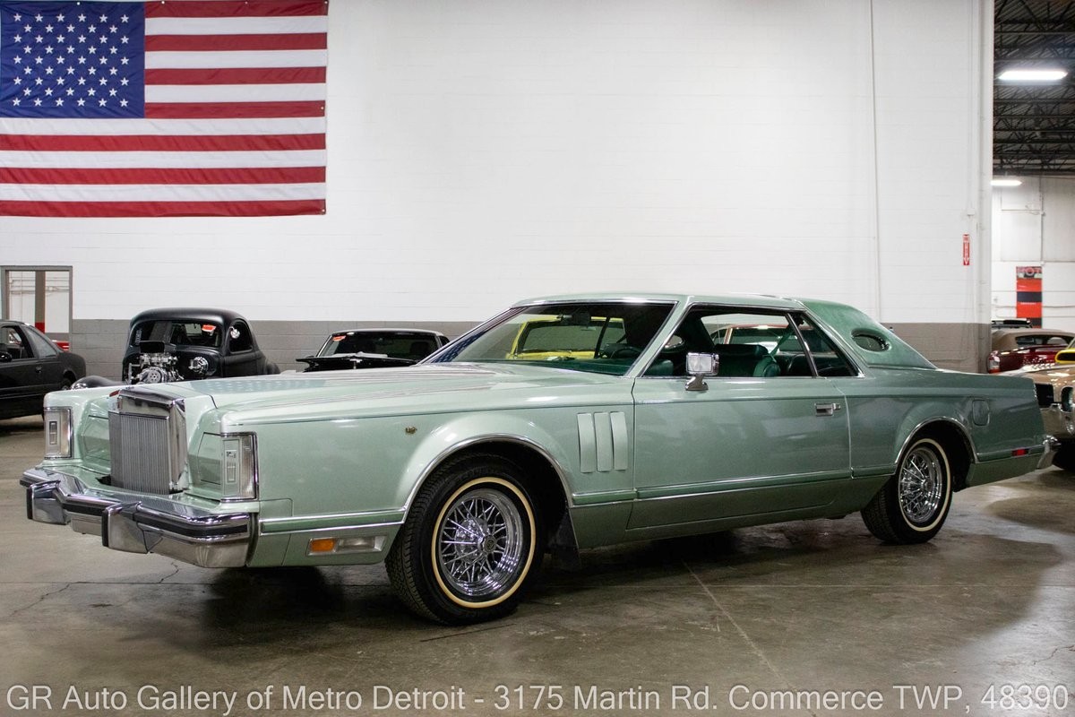 1977 Lincoln Mark V for sale in Walled Lake Michigan
