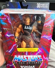 Mattel Masters of the Universe Masterverse Vintage collection Wun-Dar in hand