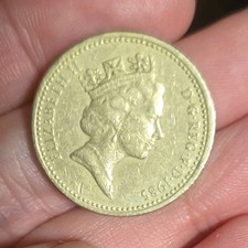 1986 England UK One Pound Gold Nickel-Brass Coin Queen Elizabeth II