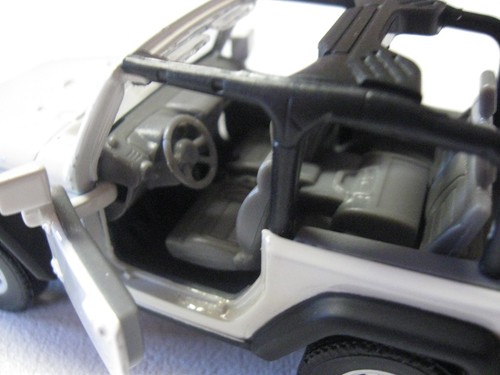 1:38 SCALE WELLY JEEP WRANGLER RUBICON DIECAST PULLBACK W/O BOX - Picture 4 of 5