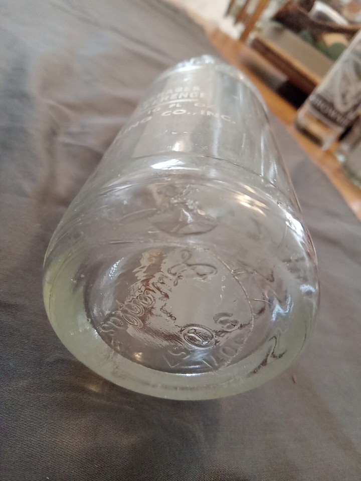 BROWNIE KING SIZE EMBROSSED AND SMOOTH. GLASS.BOTTLE 10 FL. OZ FROM