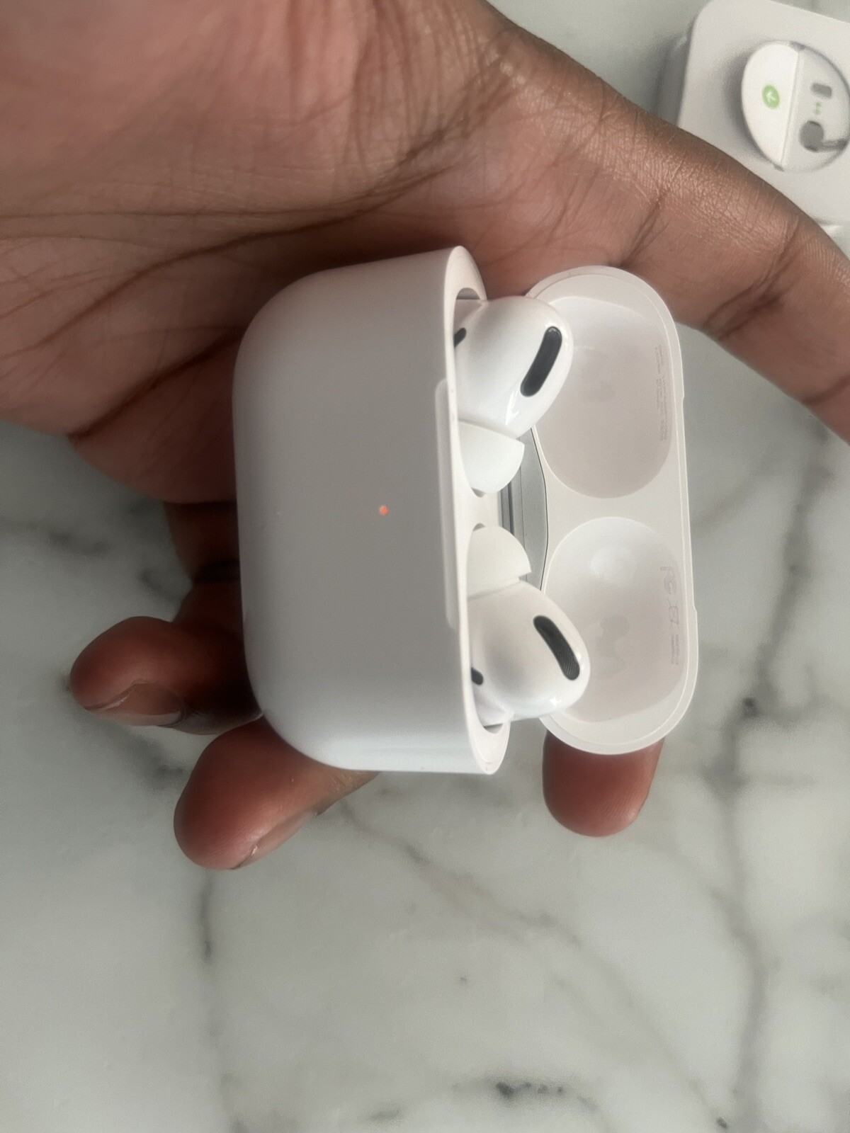 AirPods Pro 2nd Gen with MagSafe Case New Open Box Free Shipping-image
