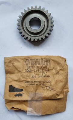 yo　6/6 BRAND NEW 2X6-17161-01 GENUINE YAMAHA YZ 80 1979-1980 6TH GEAR