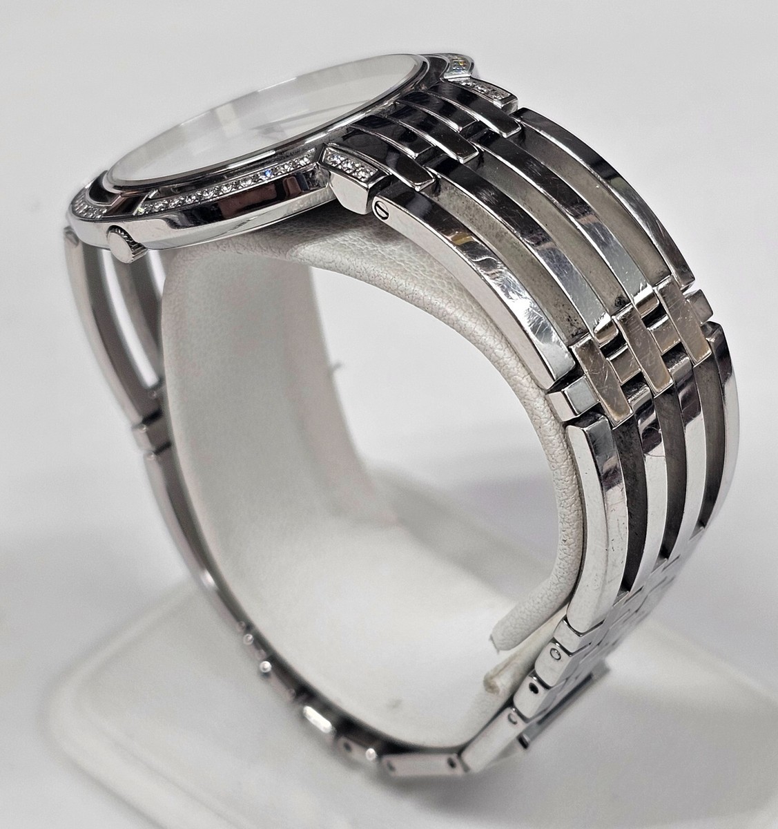 Designer Movado 84.G2.1883 6698224 Unisex Diamond Quartz Watch 38mm Diameter Designer Movado 84.G2.1883 6698224 Unisex Diamond Quartz  main image 3
