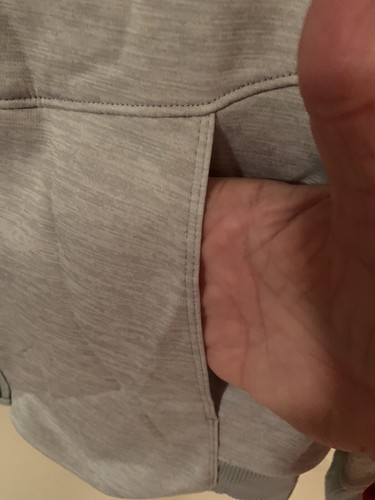 Under Armour 1370426-011 Women’s Full Zip Jacket. Color: Grey SMALL MSRP $70 - Picture 4 of 5
