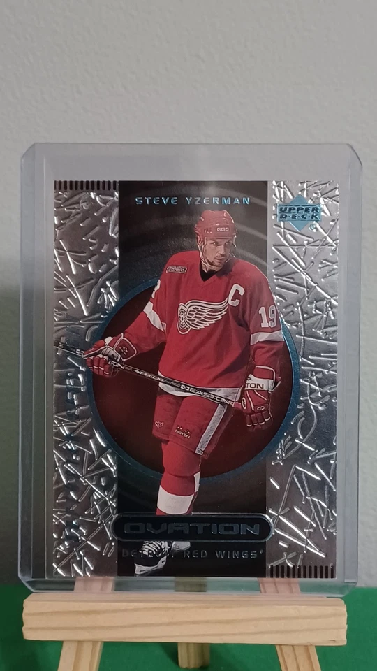 1999-00 Upper Deck Ovation #87 Steve Yzerman SS SP Detroit Red Wings Hockey - Image 3 of 4