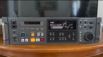   1PCS Used Sony PCM-7010 by Fedex or DHL #N1557P YF