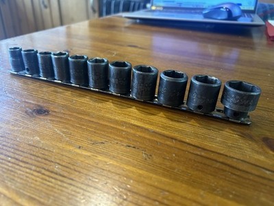 Mac Tools 3/8'' Schraubenschlüssel 6-Pt Schlagschrauber-Steckschlüsselsatz 10 mm - 19 mm & 22 mm (11-teilig - komplettes Set)