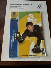 Norwich Union League Programme Somerset vs Yorkshire 2002