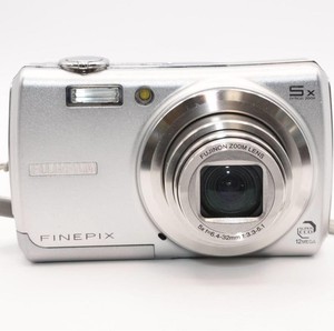 Fujifilm F100 | eBay