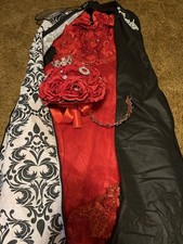 Red Quinceanera Dress Shoulder Sleeve Floral Corset Back Ramo Bouquet Crown