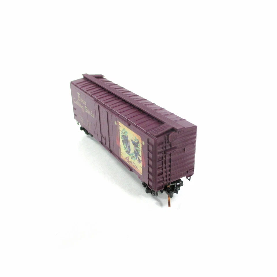 N Scale **FOUR CALLING BIRDS** 12 Days Christmas Box Car - MICRO TRAINS 02100504 - Image 3 of 4