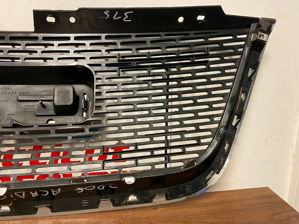 2008 GMC ACADIA GRILLE #275 OEM - Image 3 of 4
