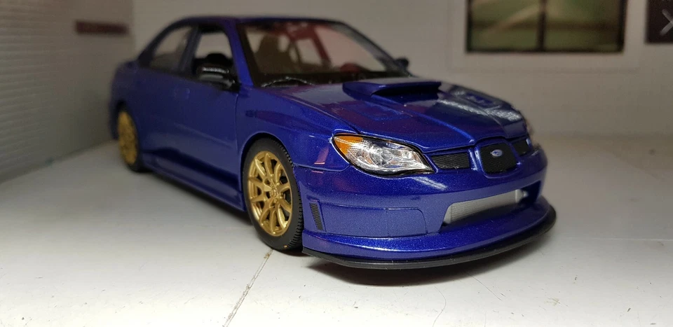 Subaru Impreza WRX STi Hawkeye Blue 2006 GD Welly 1:24 Scale Diecast Model Car - Image 2 of 4