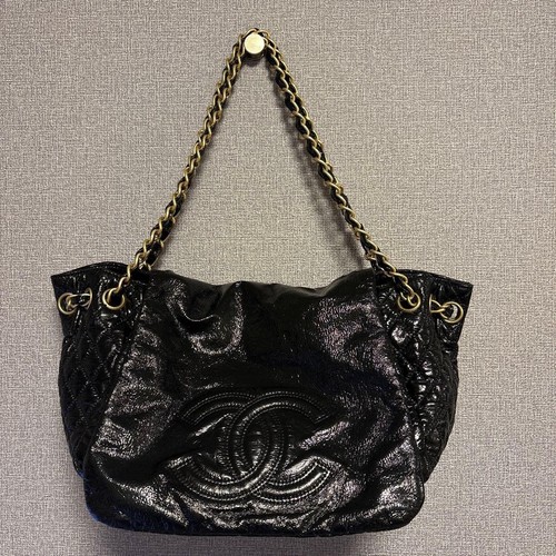 CHANEL Matelasse CC Chain Flap Shoulder Tote Bag Patent Leather Black Gold