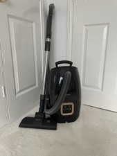 Image of Miele Guard L1 Cat & Dog Cylinder Bagged Vacuum Cleaner ex display ex cond