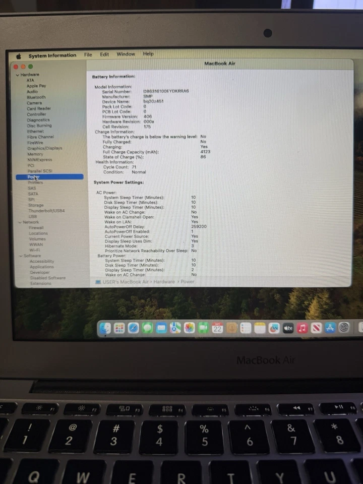 2012 Apple MacBook Air 11" i5 1.4GHz 4GB RAM 128GB HDD Silver A1465 MAC OS SONOM - Image 2 of 4