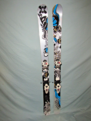 Volkl AURA women's all mountain skis 163cm with Marker Griffon 13 ski bindings ~