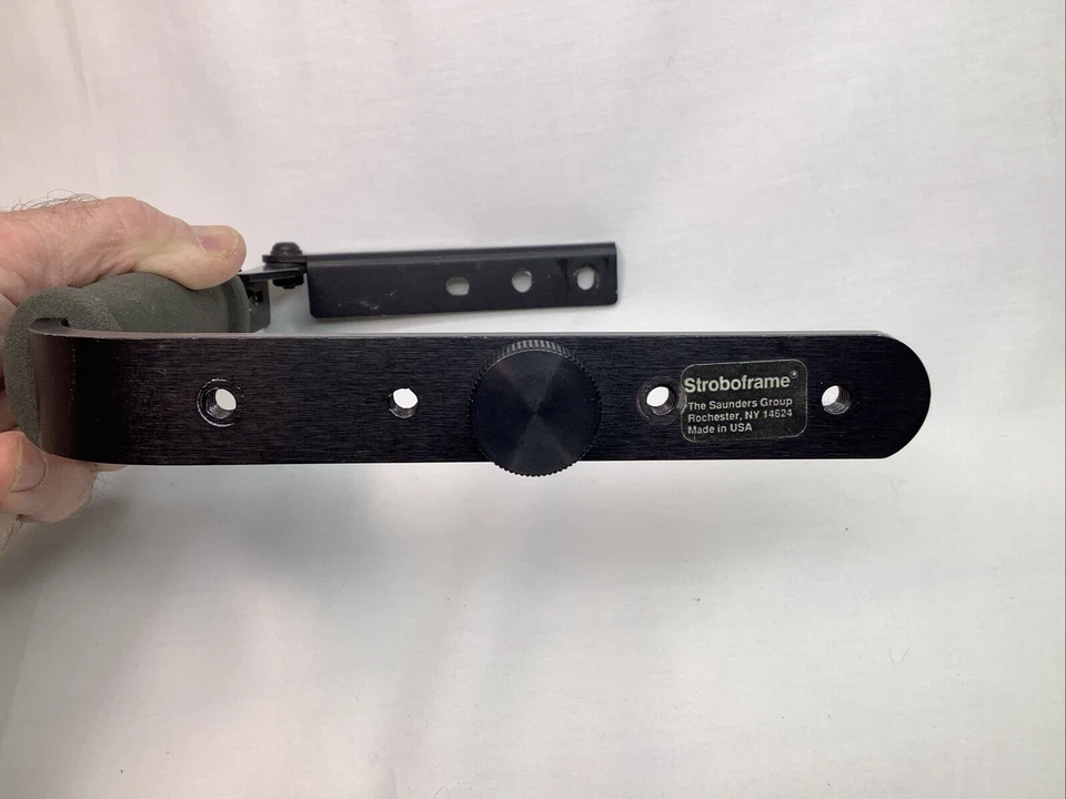 Stroboframe Quick Flip  Flash Bracket for 35mm Cameras - Image 2 of 4