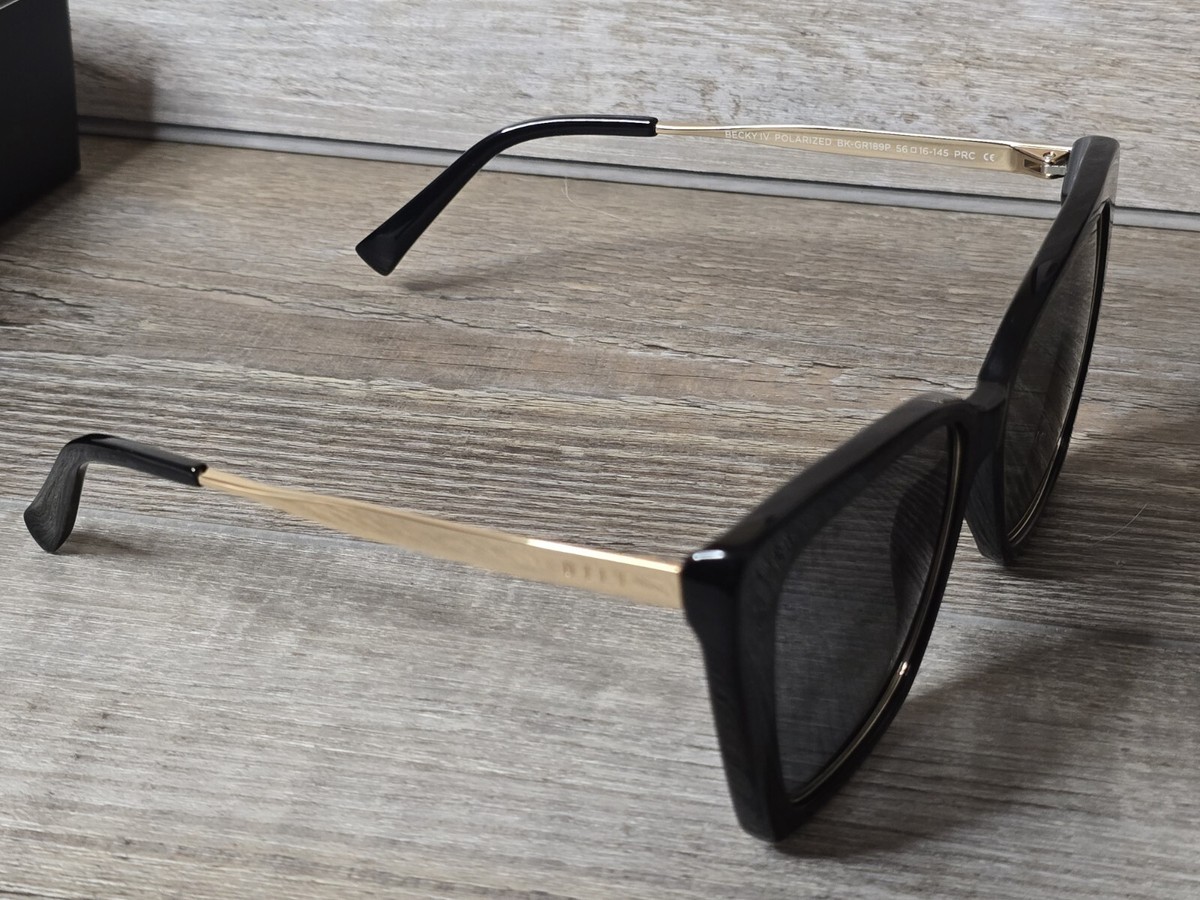 Diff Eyewear Cat-Eye Sunglasses in Black and Gold polarized Becky-IV polarizes Diff Eyewear BECKY IV - Cat Eye Black + Grey Polarized  main image 3