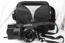 MINT-Sony 7 digital camera  FE 28-70mm/f1:3.5-5.6 OSS lens