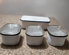 3 BECO WARE WHITE ENAMEL REFRIGERATOR DISH W/BLACK RIM & 1 LOAF PAN all w/ LIDS