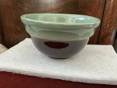 Red Wing Pottery Vintage Provincial Oomph Mixing Bowl #1, 6 Inch