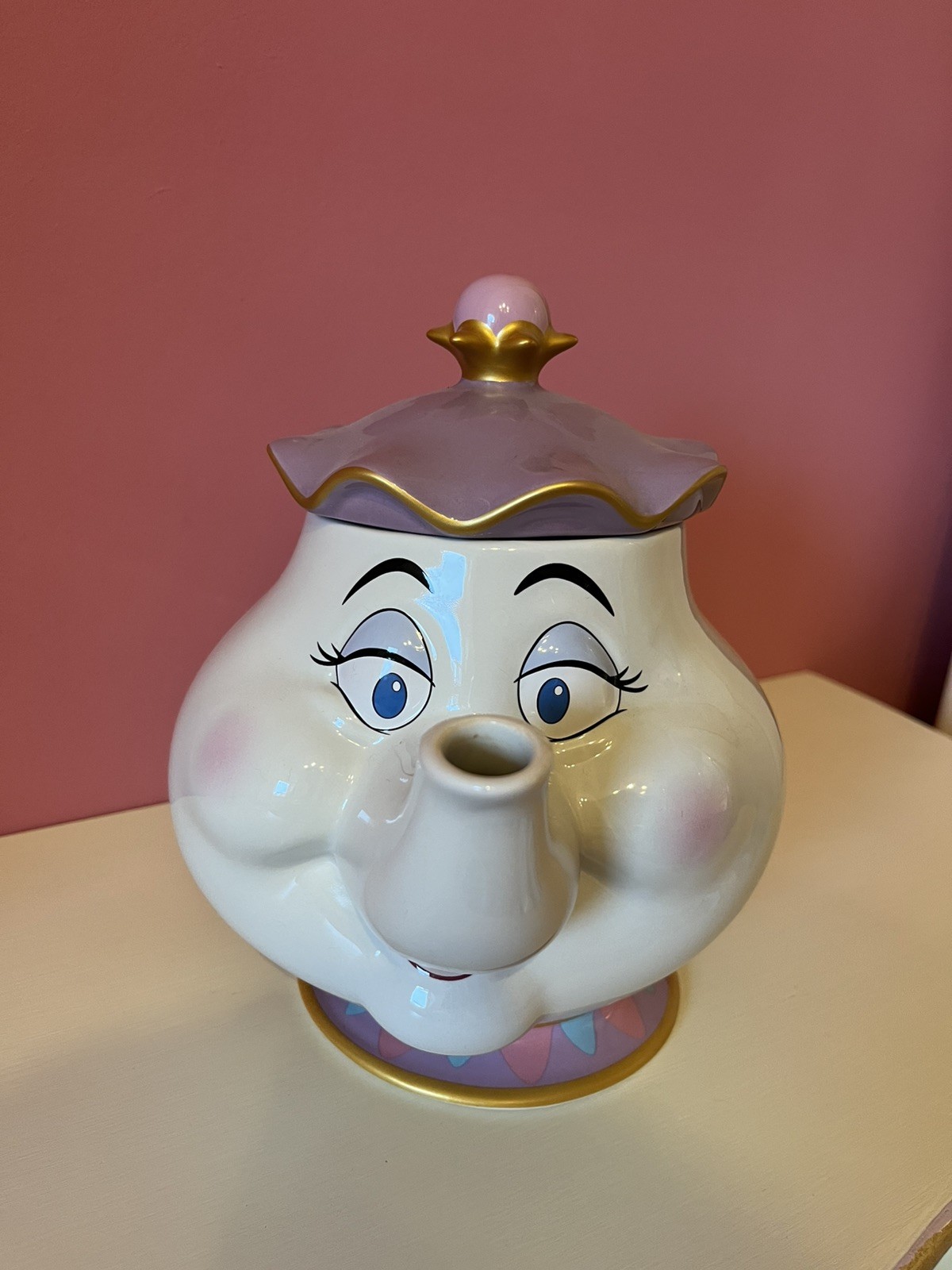 Tetera, Madame Pottine, Disney, Tetera, La Bella y la Bestia, Disneyland