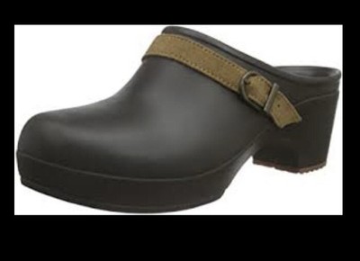 crocs sarah mule clog